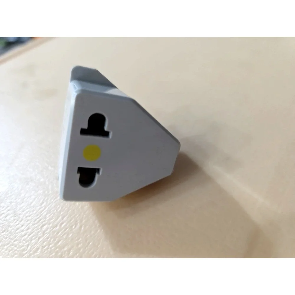 Norelco Travel Care TK1 Plug International European Travel Converter Adapter Kit